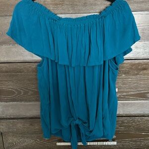 EXPRESS NWOT off the shoulder blouse. Womens size L